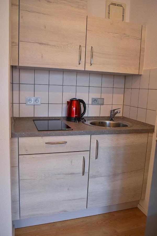 Ruhige Wohnung im . Private Parkplatz ,Balkon ,Netflix Nürnberg Exterior foto