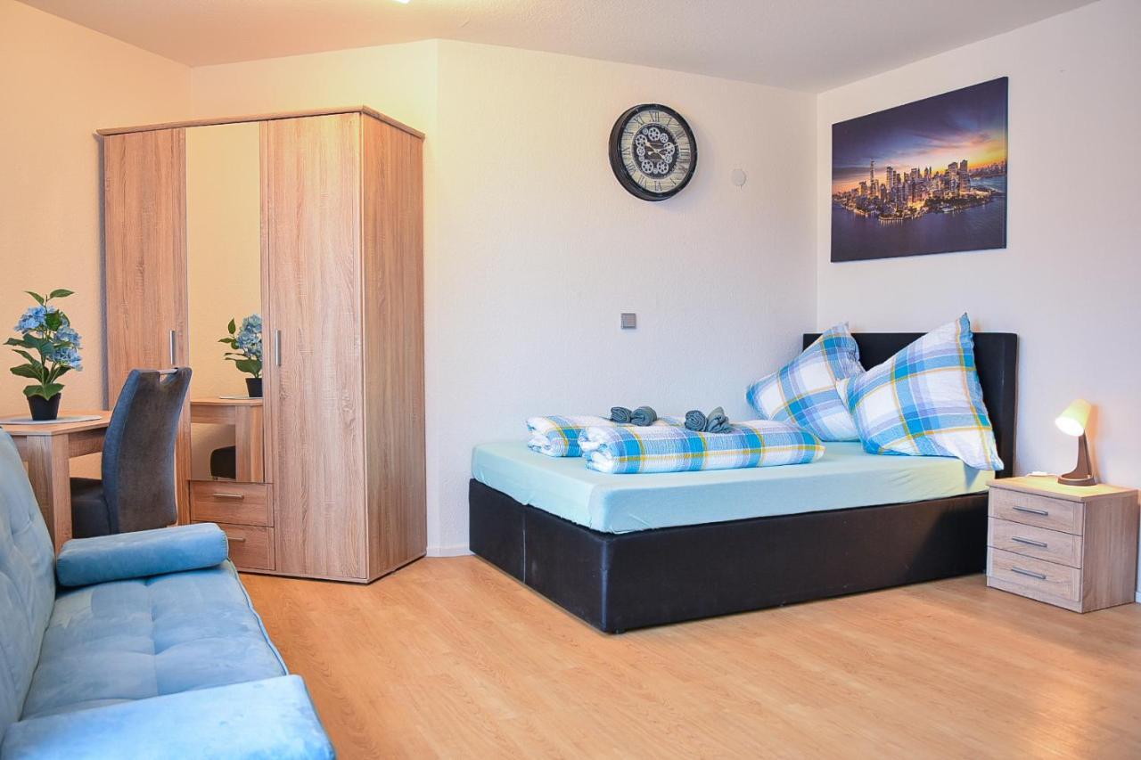 Ruhige Wohnung im . Private Parkplatz ,Balkon ,Netflix Nürnberg Exterior foto